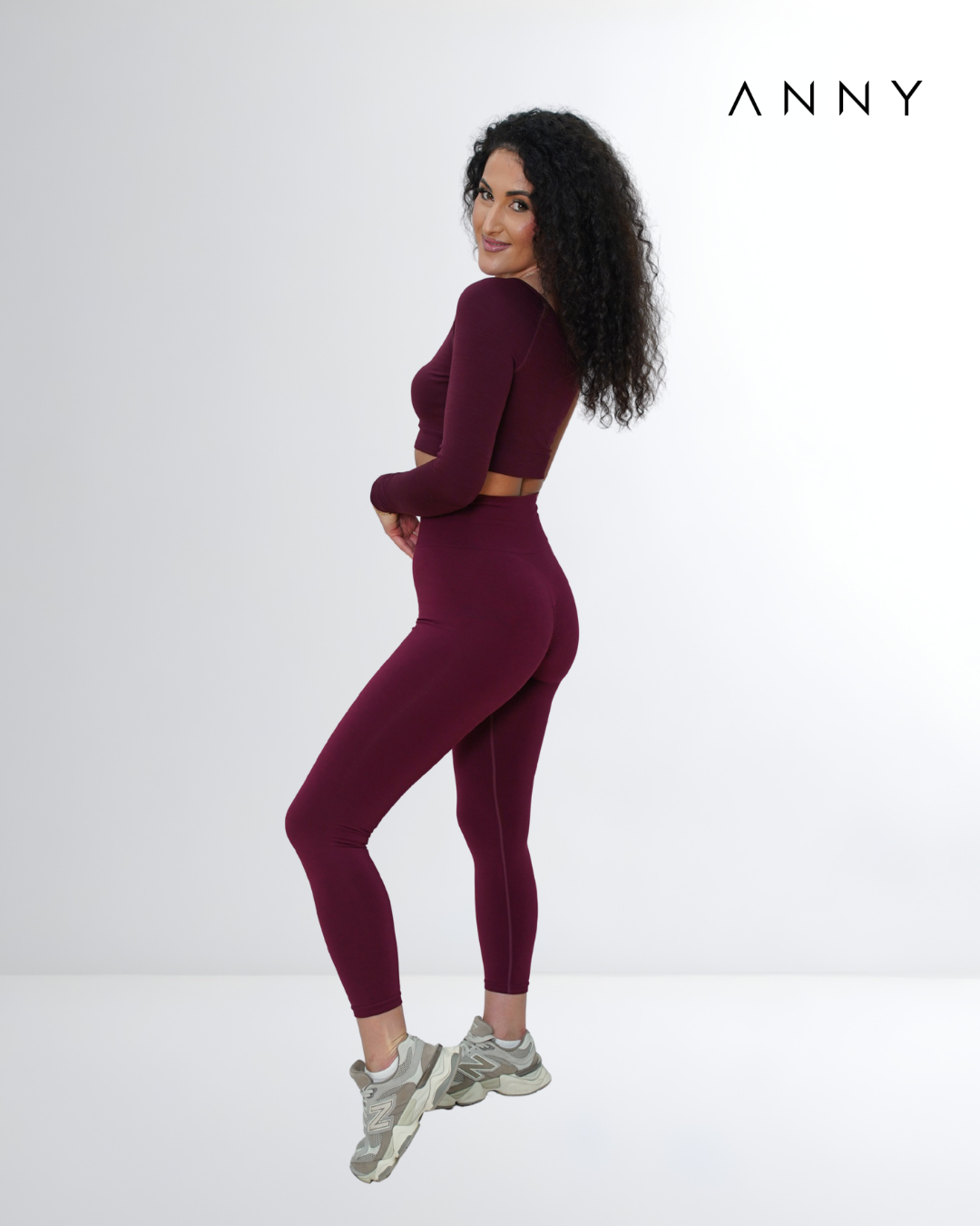 ANNY MOTION TAJICE