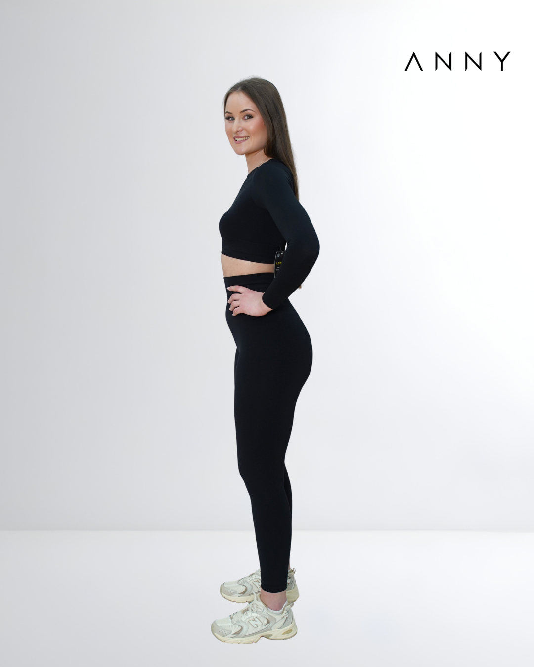 ANNY MOTION TAJICE